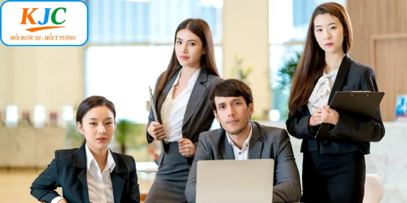 Đổi mới và công nghệ được tích hợp trong bộ phận hành chính